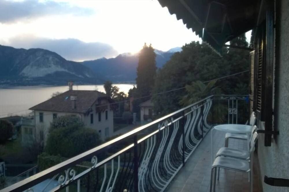 Photo of Patio Balcony in Suna