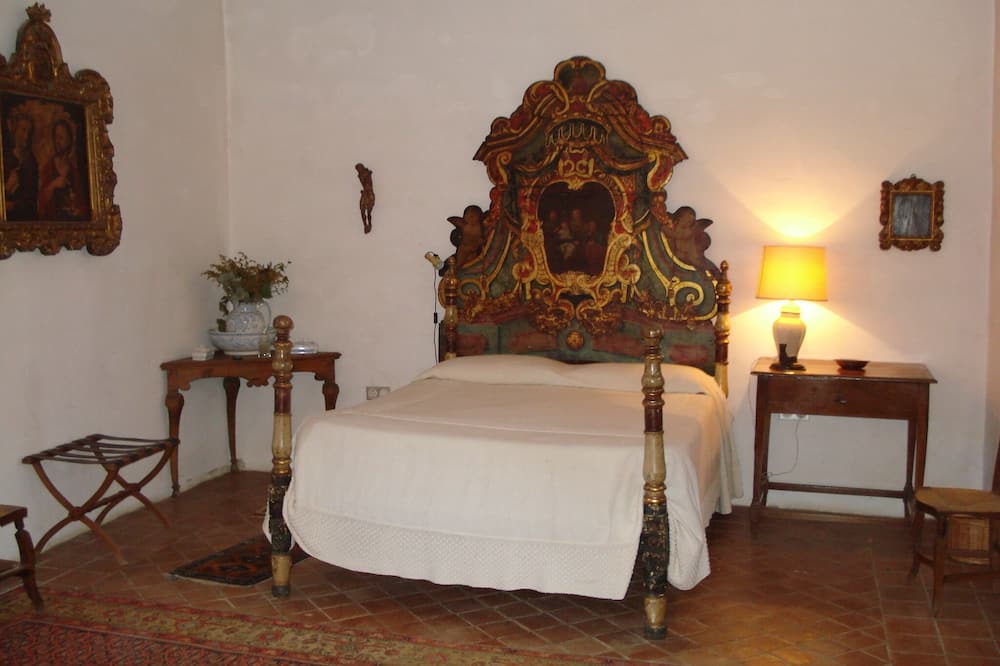 Photo of Bedroom in Vulpellac