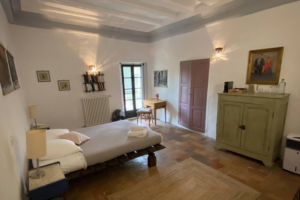 Photo of Bedroom in Sant Jordi Desvalls