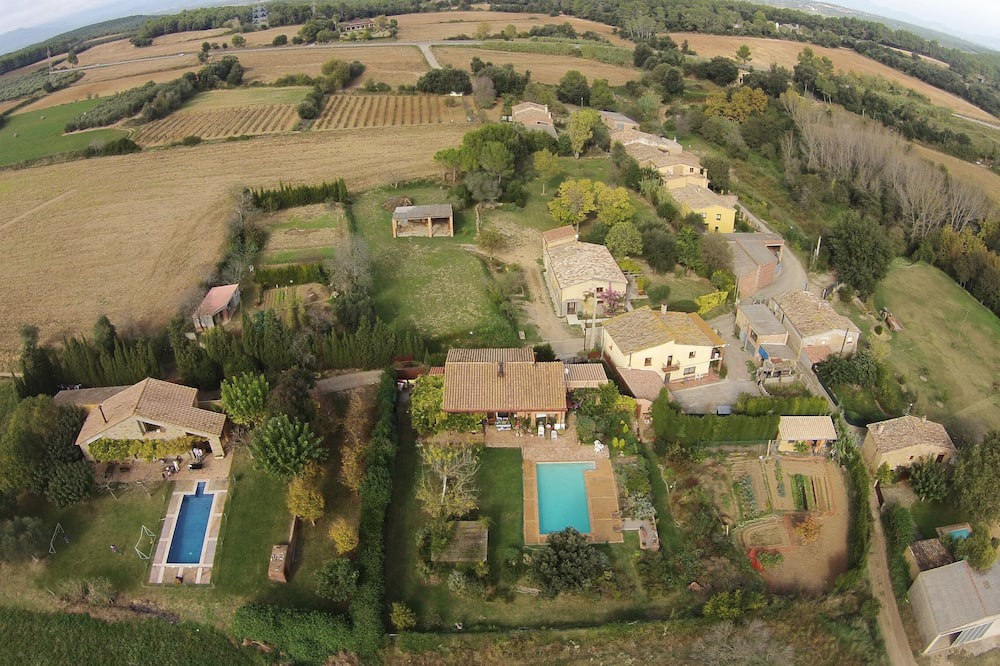 Photo of Outdoor in Llampaies
