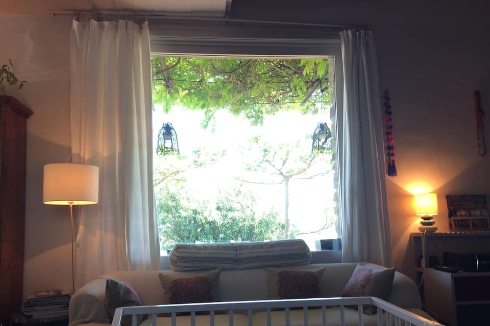 Photo of Livingroom in Llampaies