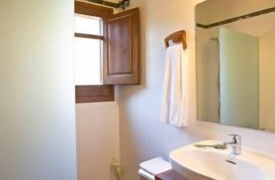 Photo of Bathroom in Taradell