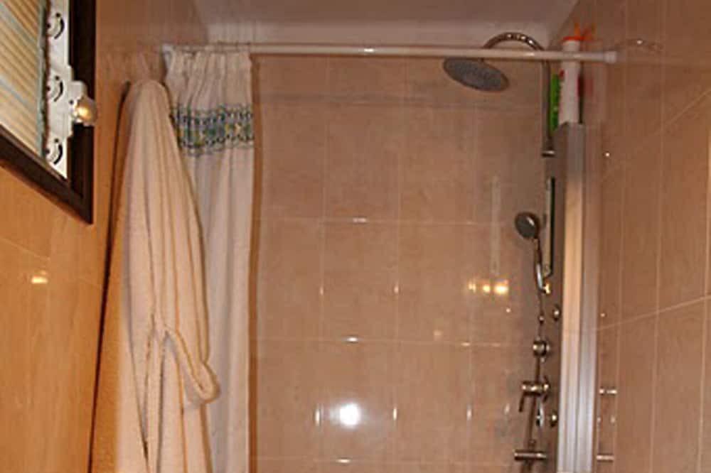 Photo of Bathroom in Camarasa