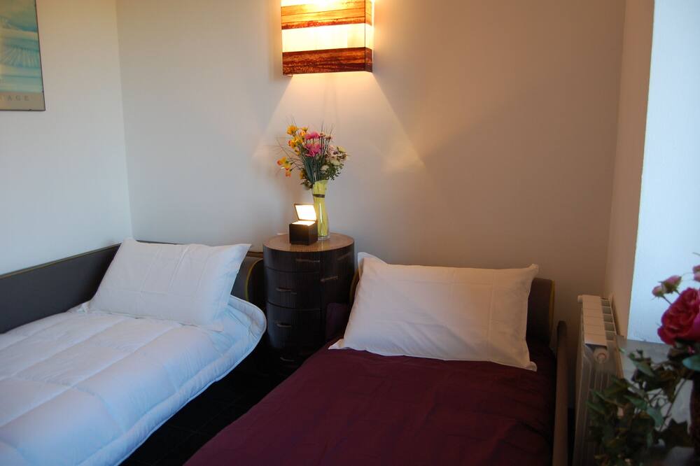 Photo of Bedroom in Navazzo