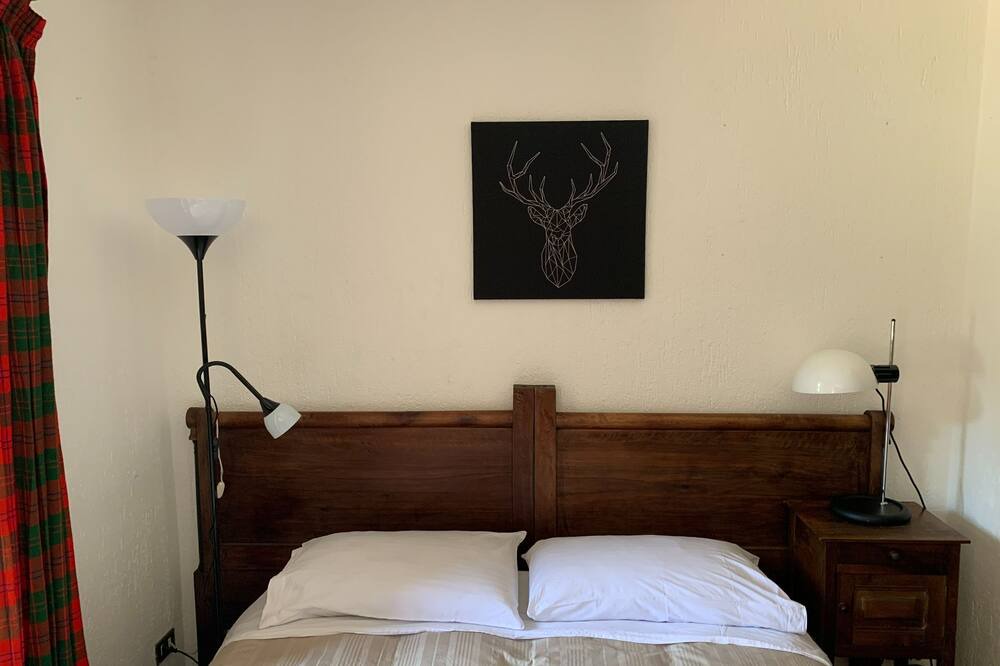Photo of Bedroom in Pallusieux