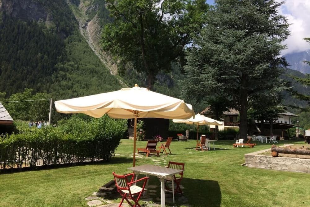 Photo of Outdoor in Pallusieux