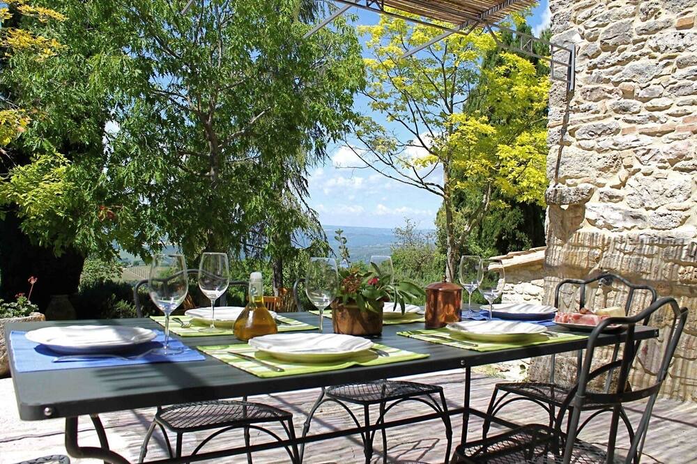 Photo of Patio Balcony in Baschi