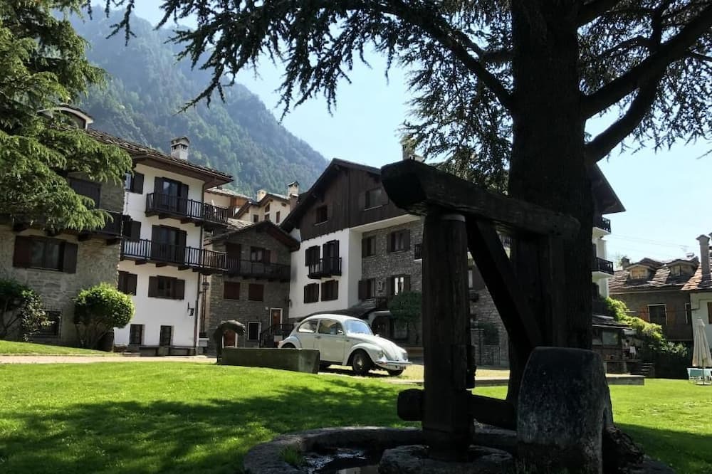 Photo of Outdoor in Pallusieux
