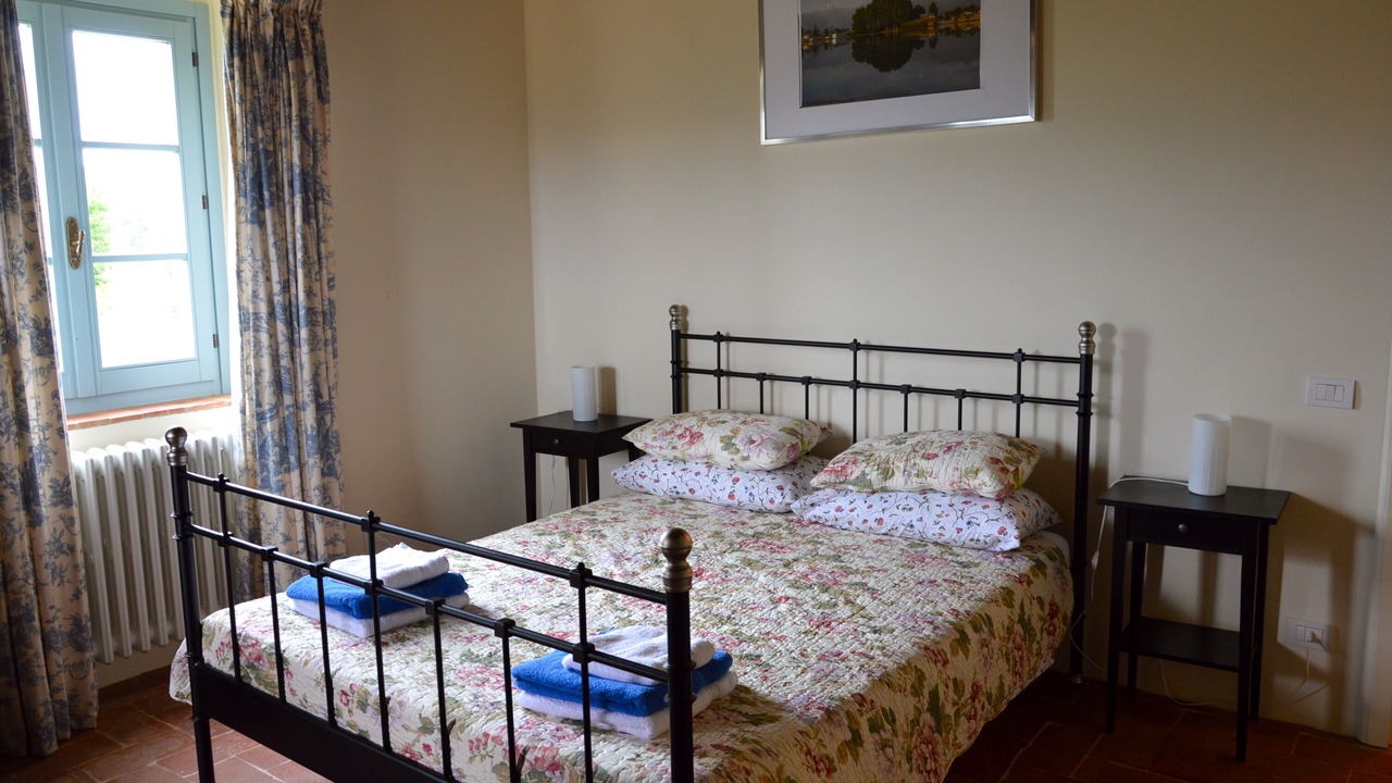 Photo of Bedroom in Todi
