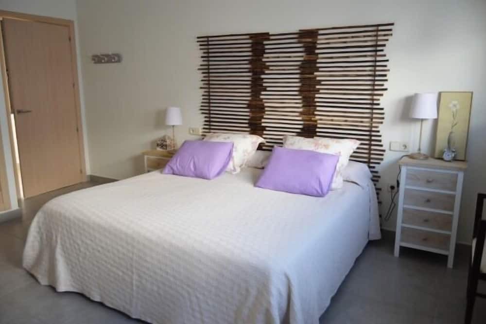 Photo of Bedroom in Olias del Rey