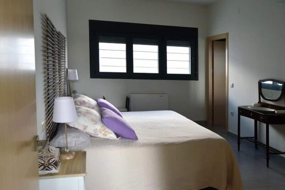 Photo of Bedroom in Olias del Rey