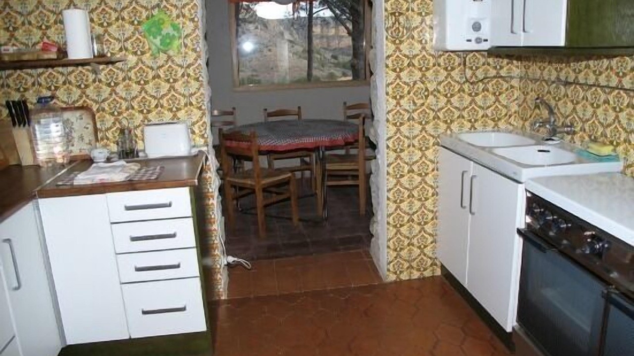 Photo of Kitchen in Fuente el Olmo de Fuentiduena