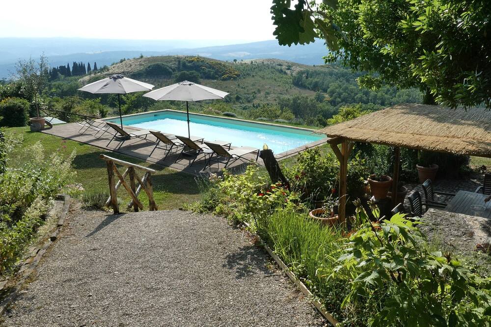 Photo of Outdoor in Baschi