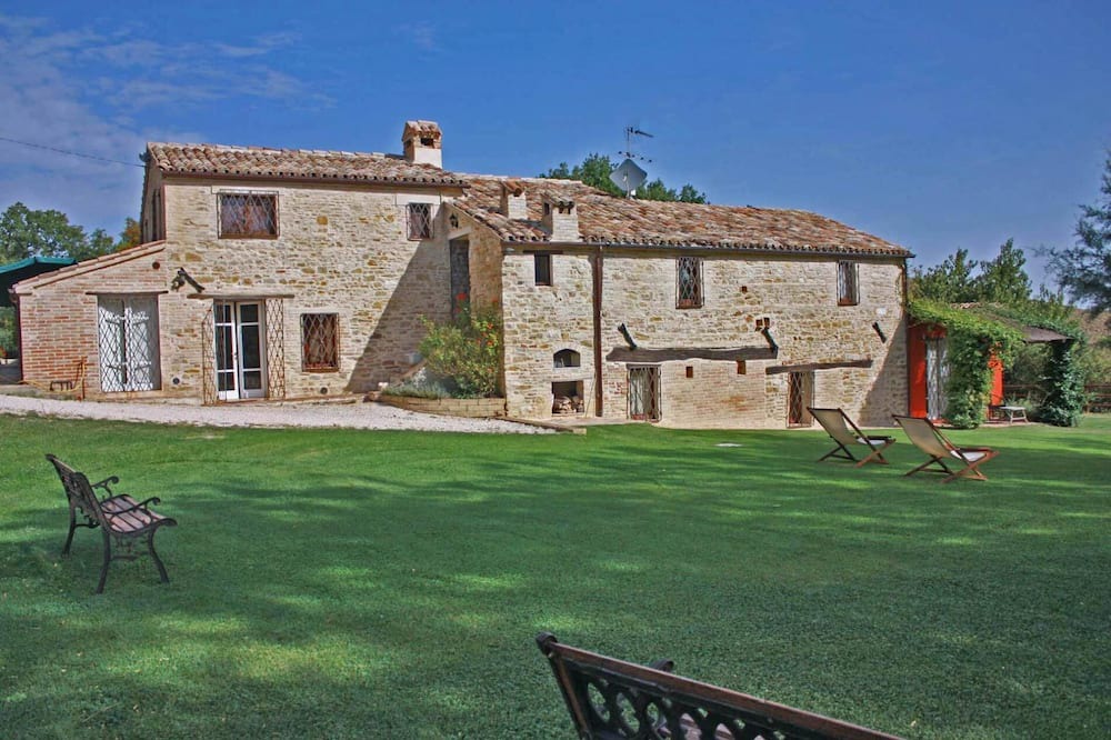 Photo of Outdoor in Treia