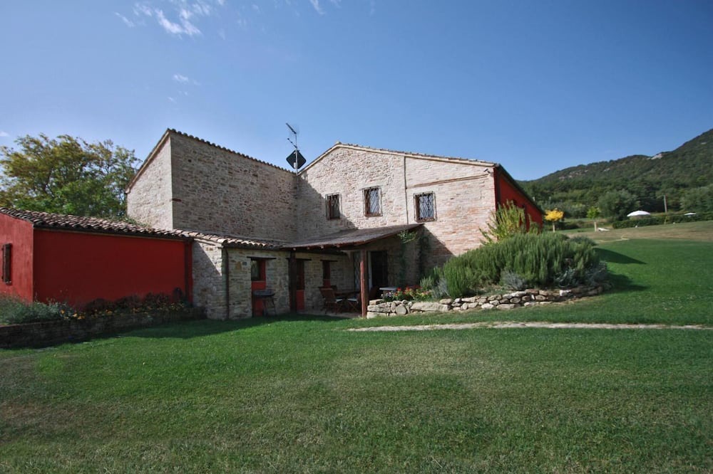 Photo of Outdoor in Treia