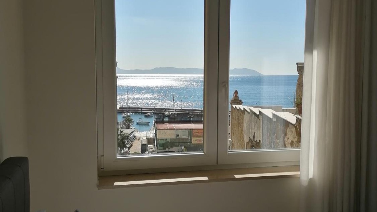 Photo of Bedroom in Posillipo