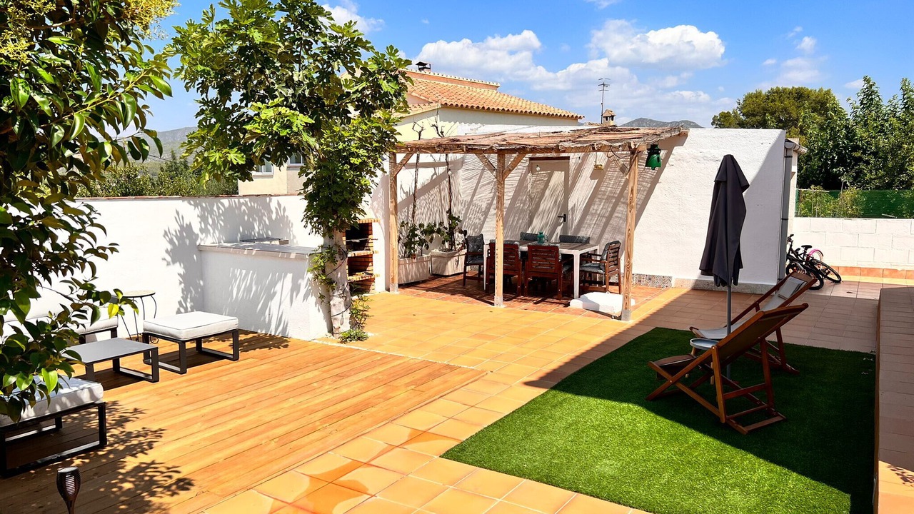 Photo of Outdoor in La Bisbal del Penedes