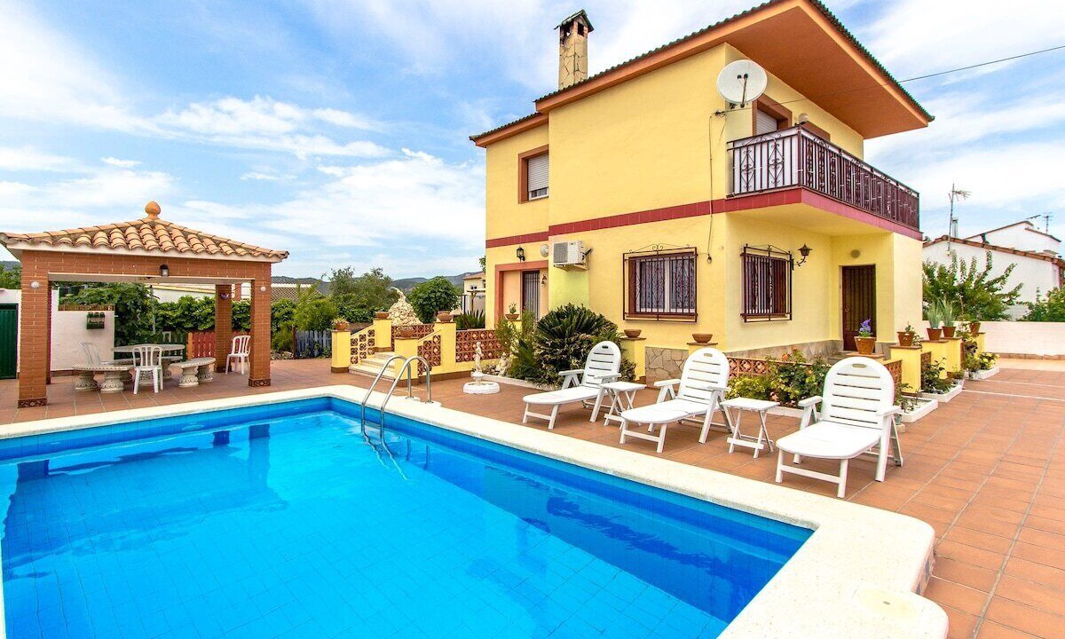 Photo of Outdoor in La Bisbal del Penedes