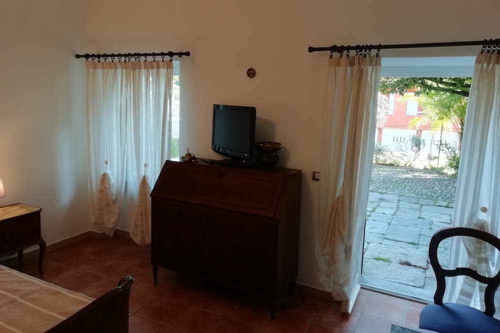 Photo of Livingroom in Invorio