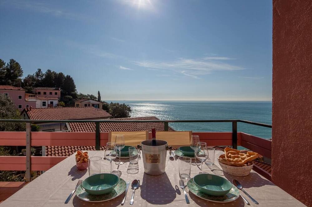 Photo of Patio Balcony in Tellaro