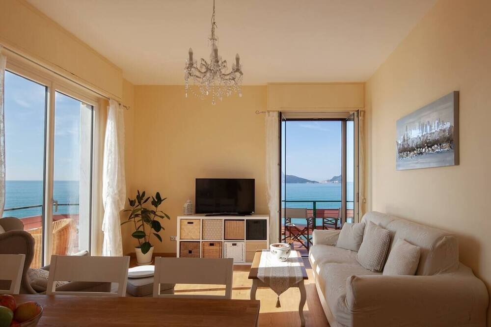 Photo of Livingroom in Tellaro