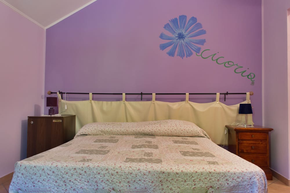 Photo of Bedroom in Casanova Lerrone