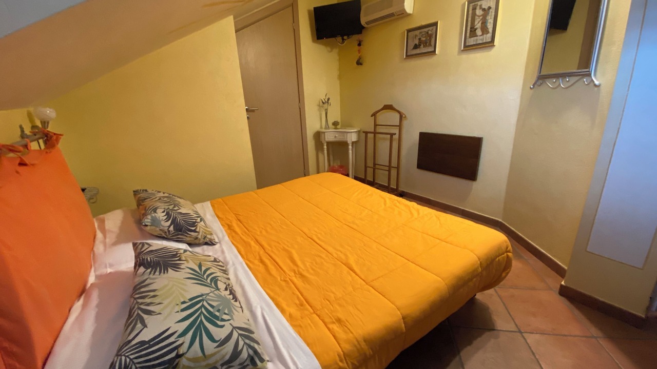 Photo of Bedroom in Carru