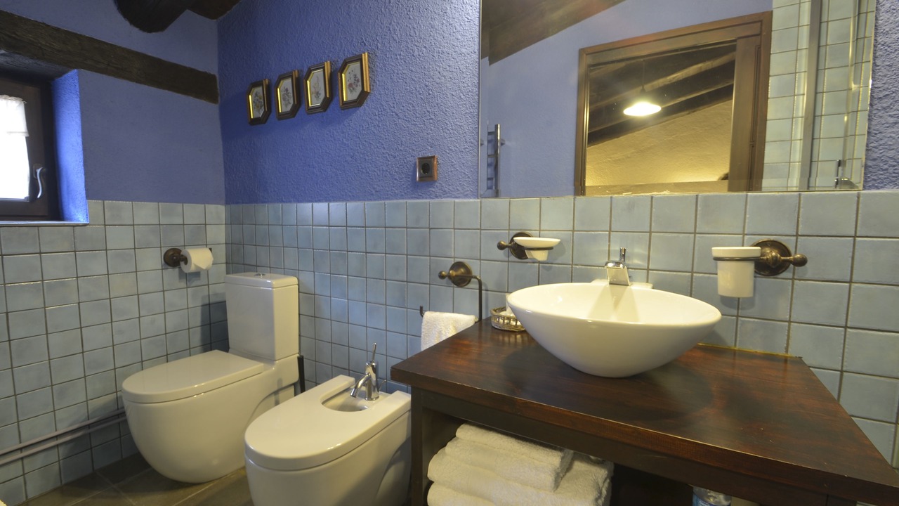 Photo of Bathroom in Canaletes