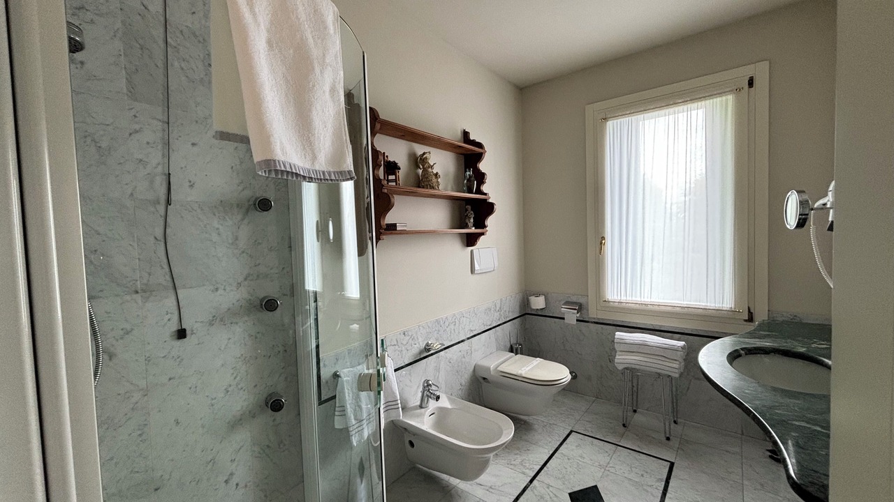 Photo of Bathroom in Caneva