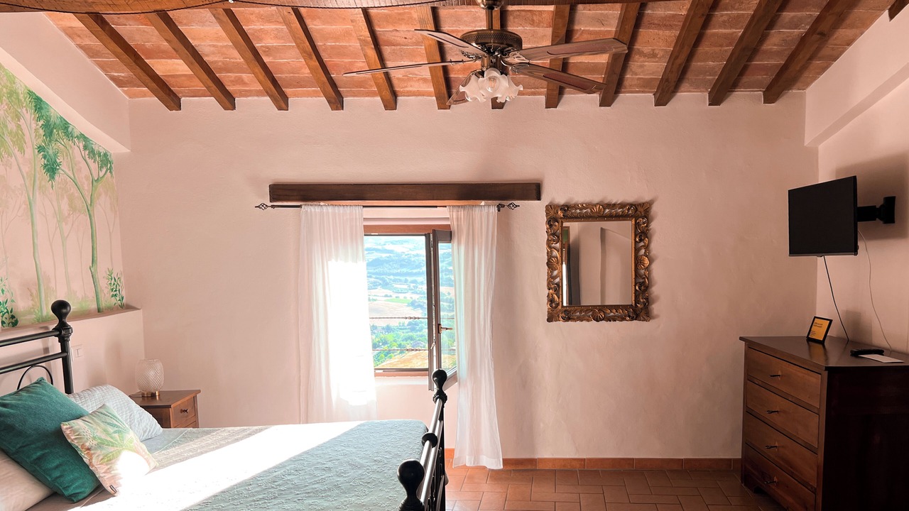 Photo of Bedroom in Todi