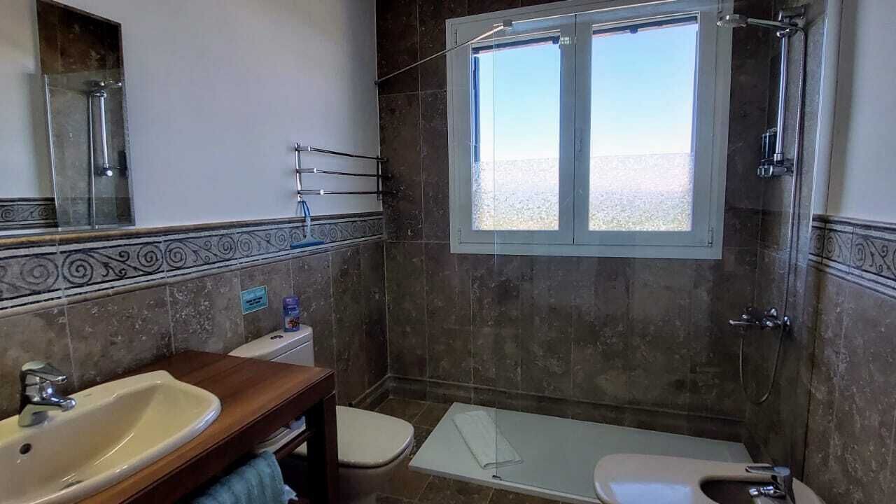 Photo of Bathroom in Calig