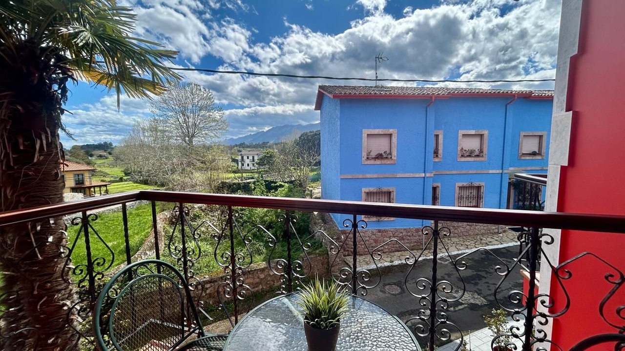 Photo of Patio Balcony in Celorio