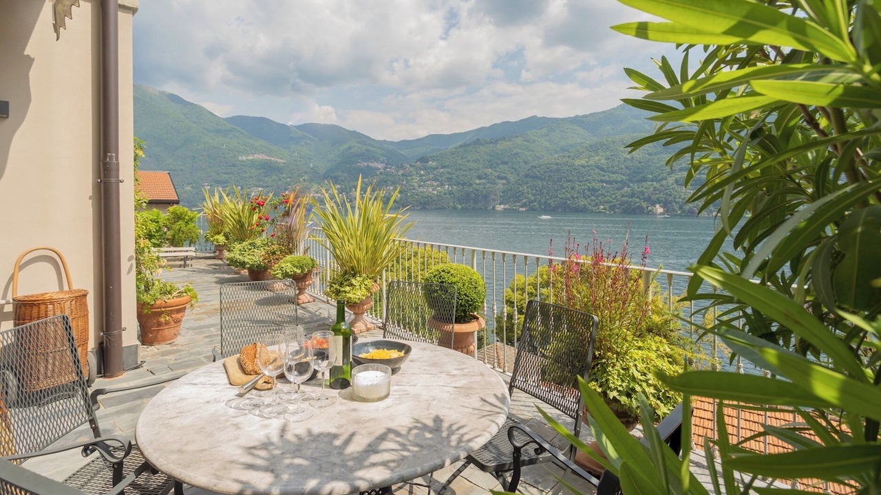 Photo of Patio Balcony in Carate Urio