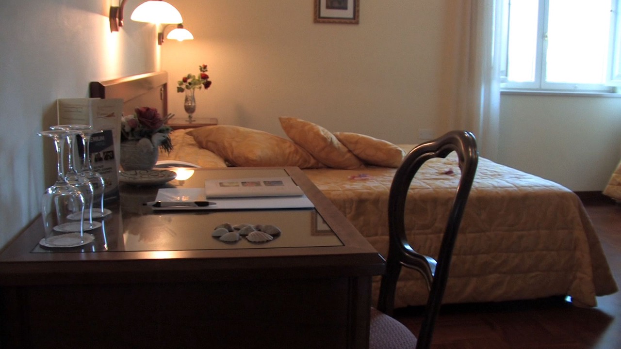 Photo of Bedroom in Turrivalignani