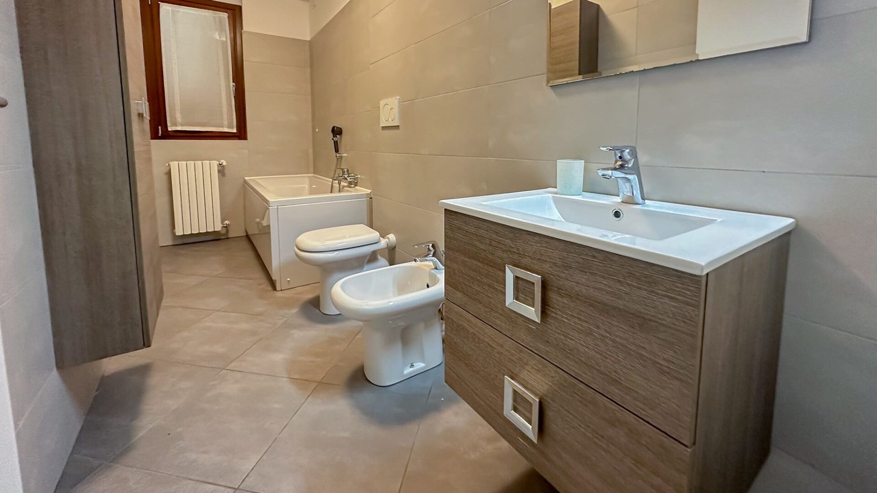 Photo of Bathroom in Rho