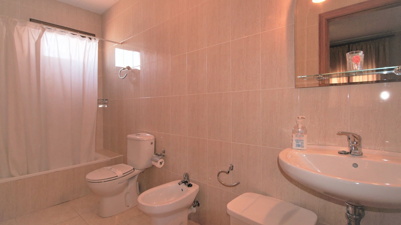 Photo of Bathroom in Vila-sacra