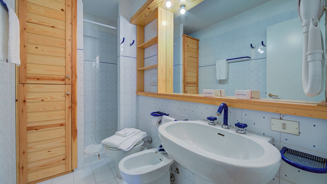Photo of Bathroom in Grangesises