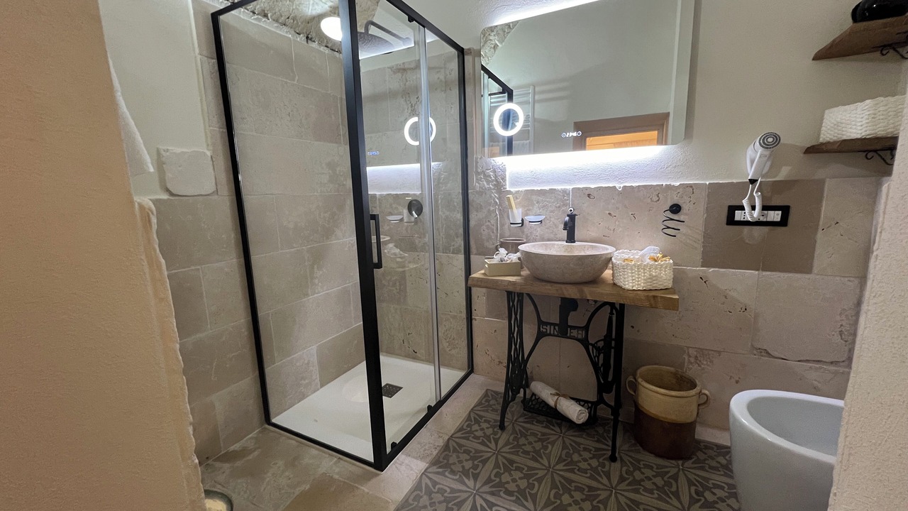 Photo of Bathroom in Isola del Borgo Antico