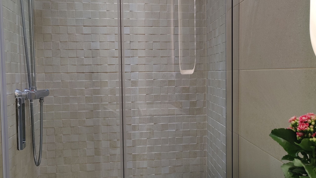 Photo of Bathroom in Doctor Barraquer-Grupo Renfe-Policlinico