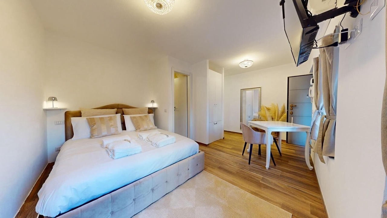 Photo of Bedroom in Scala