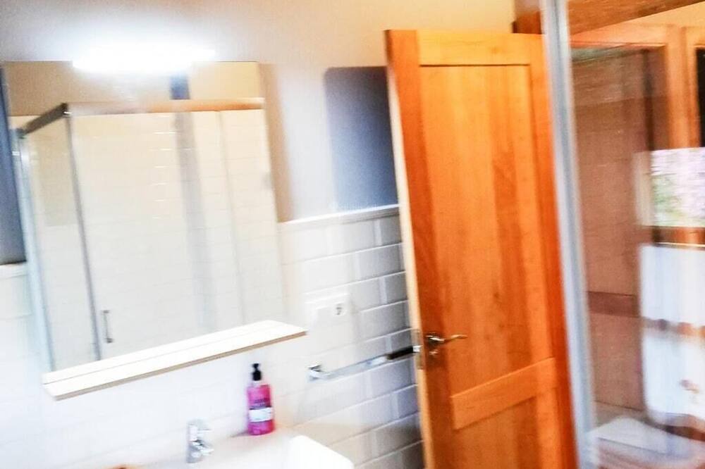 Photo of Bathroom in Bobia de Abajo