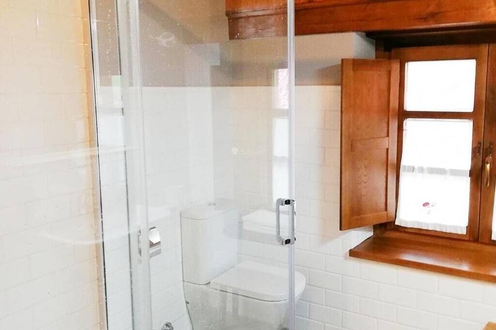 Photo of Bathroom in Bobia de Abajo