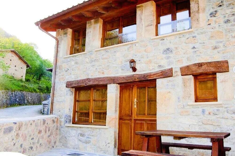 Photo of Patio Balcony in Bobia de Abajo