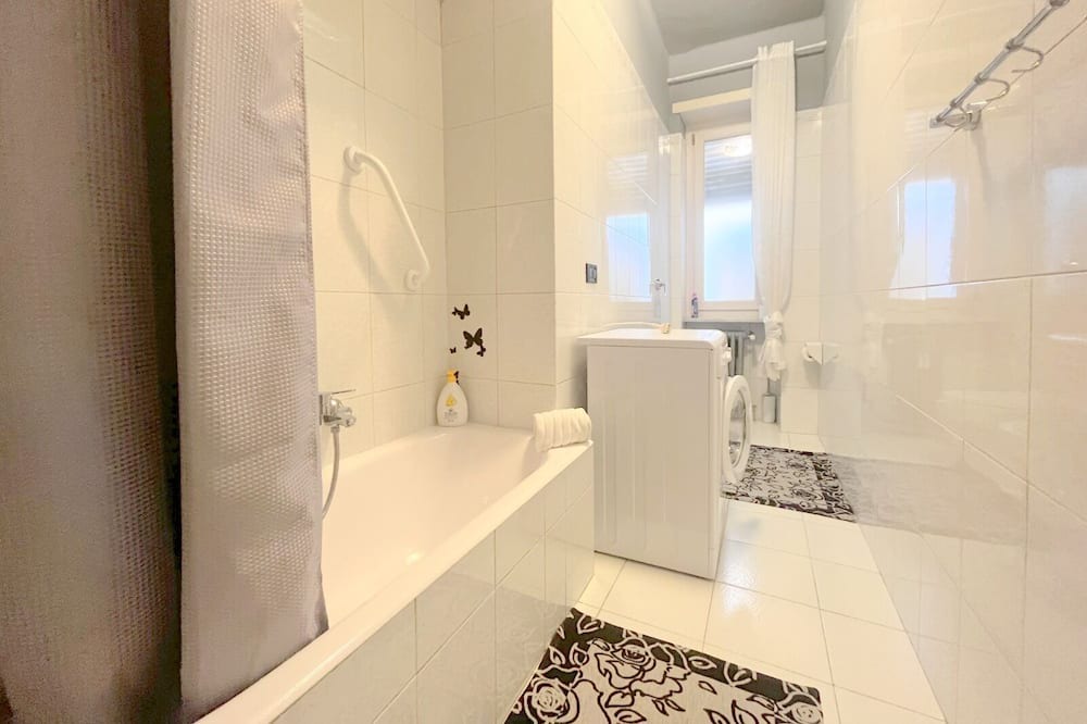Photo of Bathroom in Santa Rita