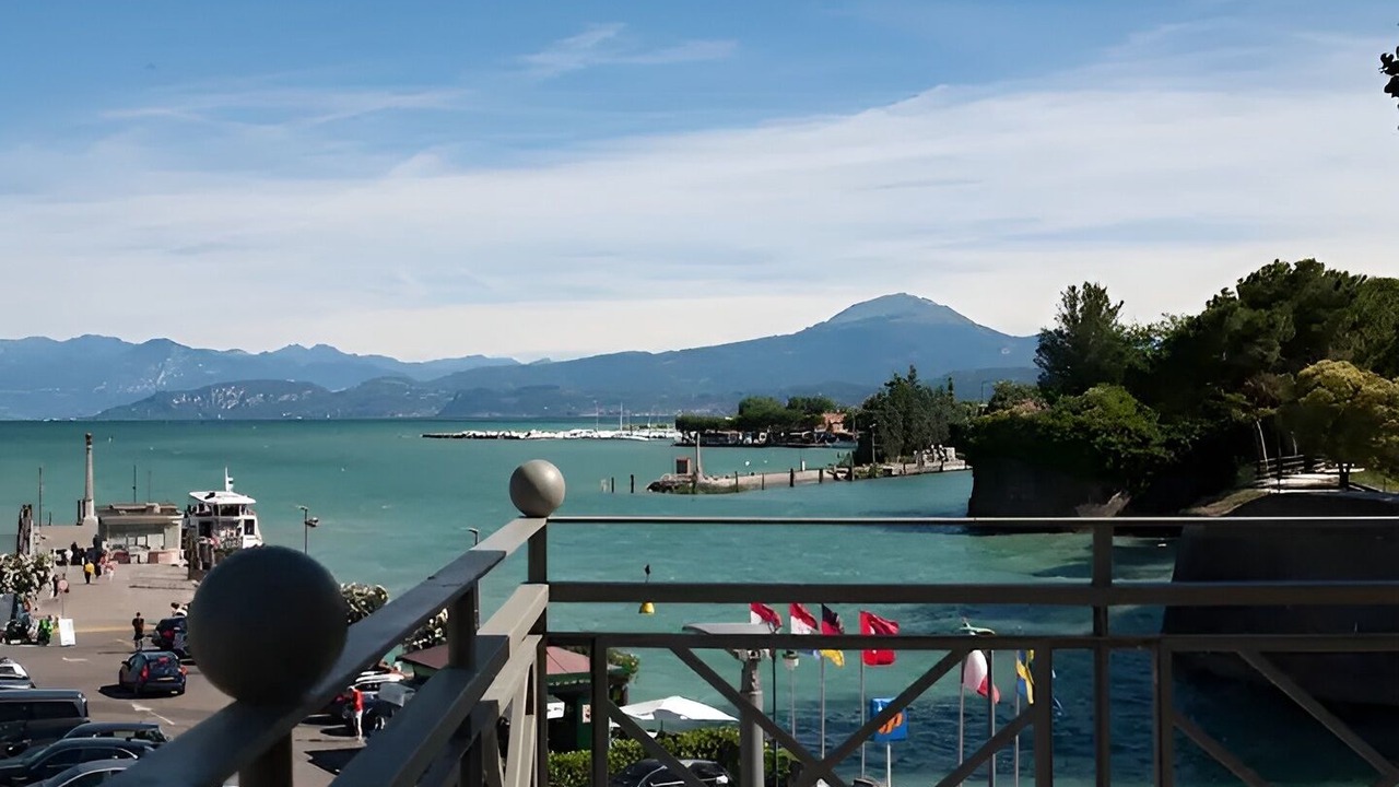 Photo of Outdoor in Peschiera del Garda City Centre