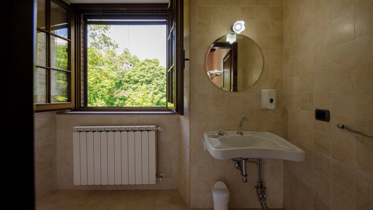Photo of Bathroom in Padule