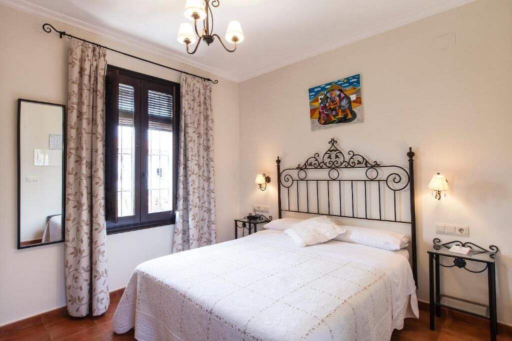 Photo of Bedroom in Guarroman