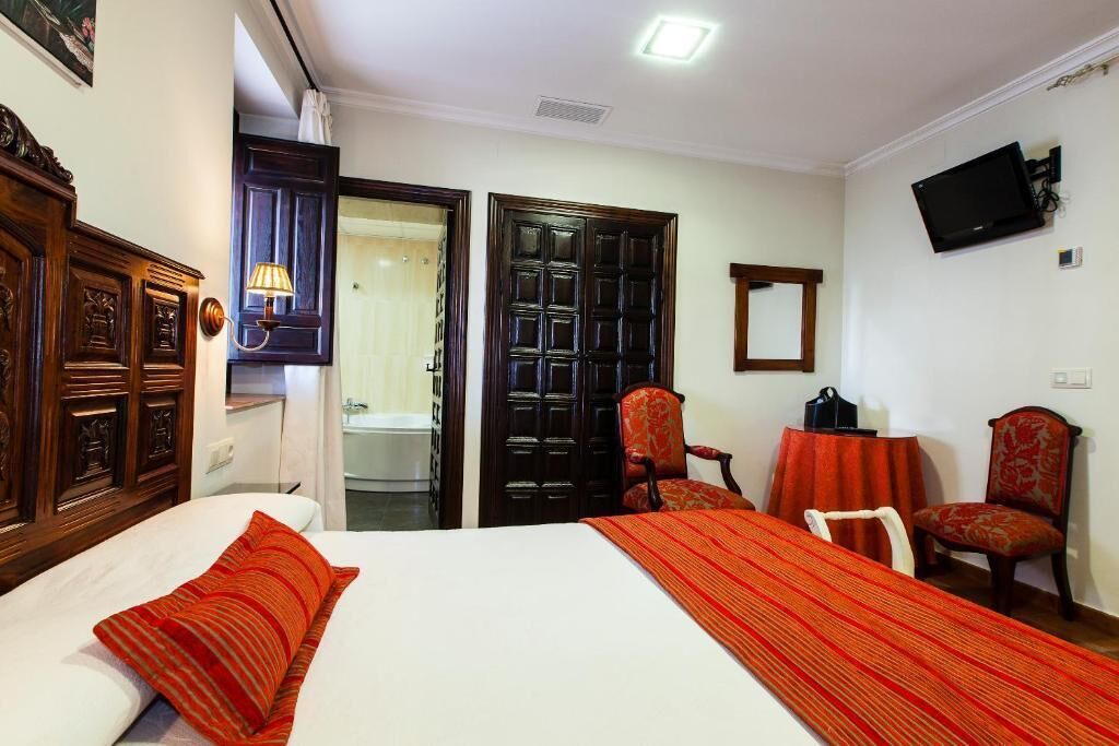 Photo of Bedroom in Guarroman