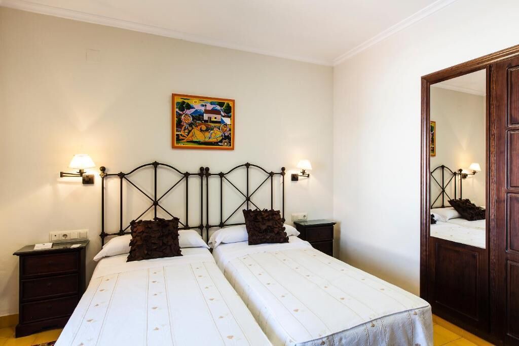 Photo of Bedroom in Guarroman