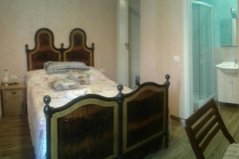 Photo of Bedroom in Lucinasco